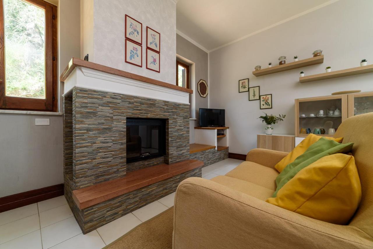 B&B Albachiara Casa Di Campagna Ogliastro Cilento Exteriör bild