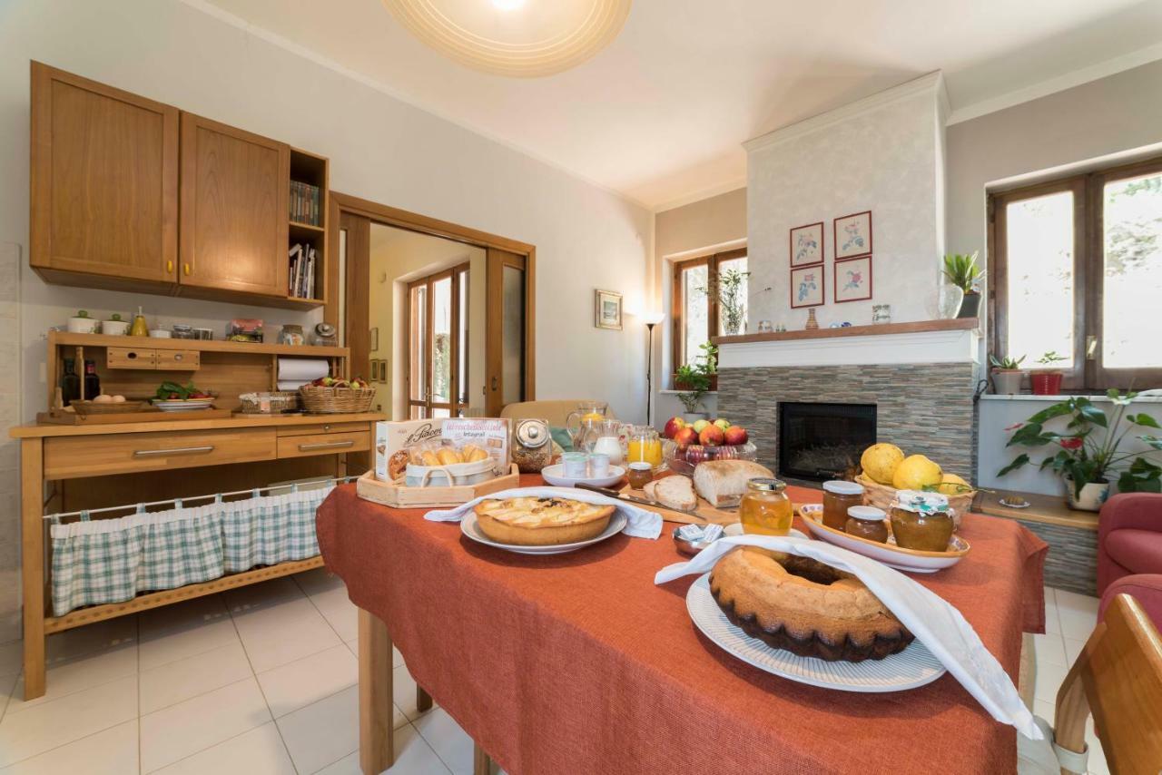 B&B Albachiara Casa Di Campagna Ogliastro Cilento Exteriör bild